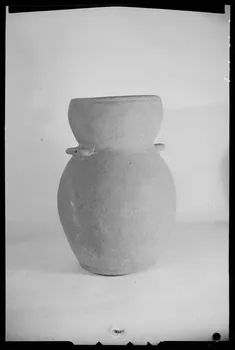 Pierre Séguy photographie Baratte de Bretagne ou d'Anjou Ile-de-France, France 1944/1/1 Ph.1944.78.439 Photo