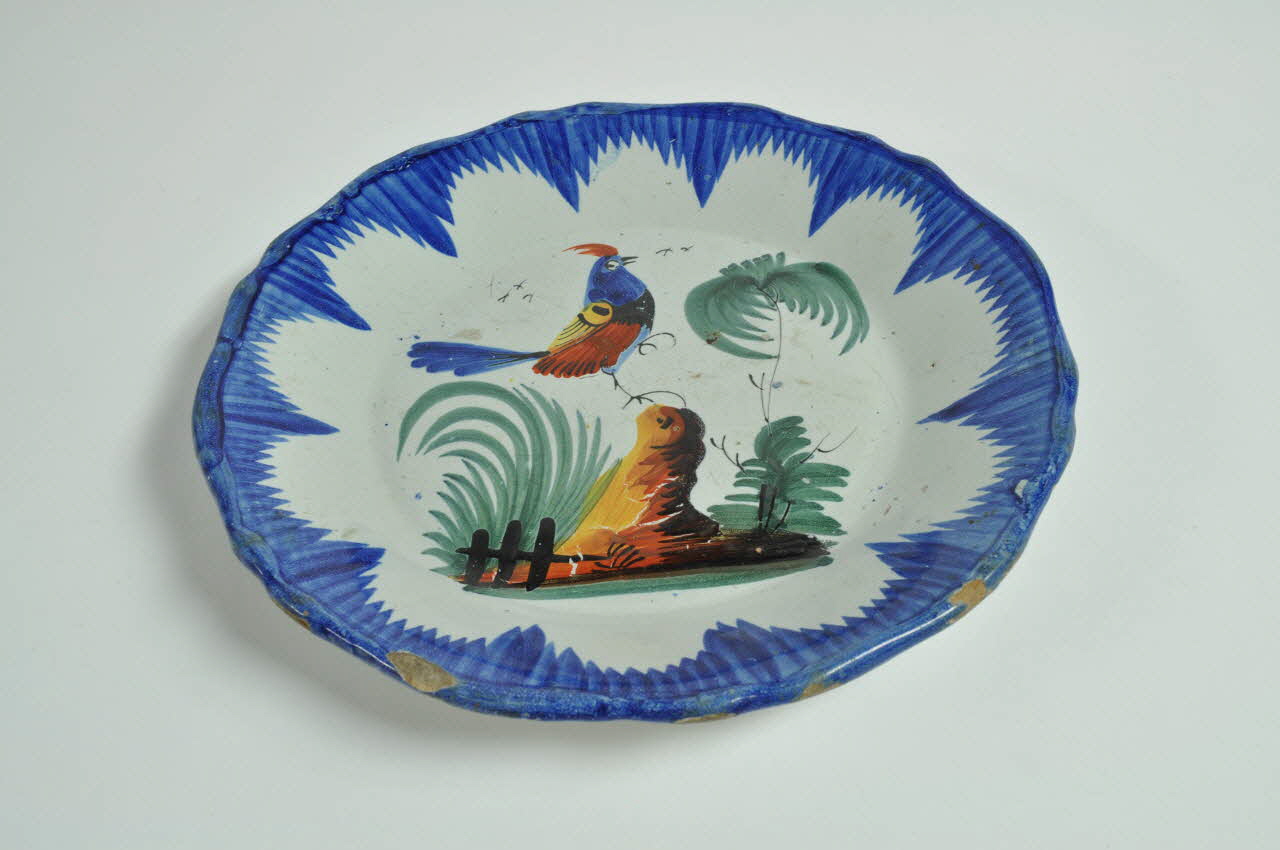 assiette calotte Auxerrois 1900-1943 1943.37.54 Photo Mucem