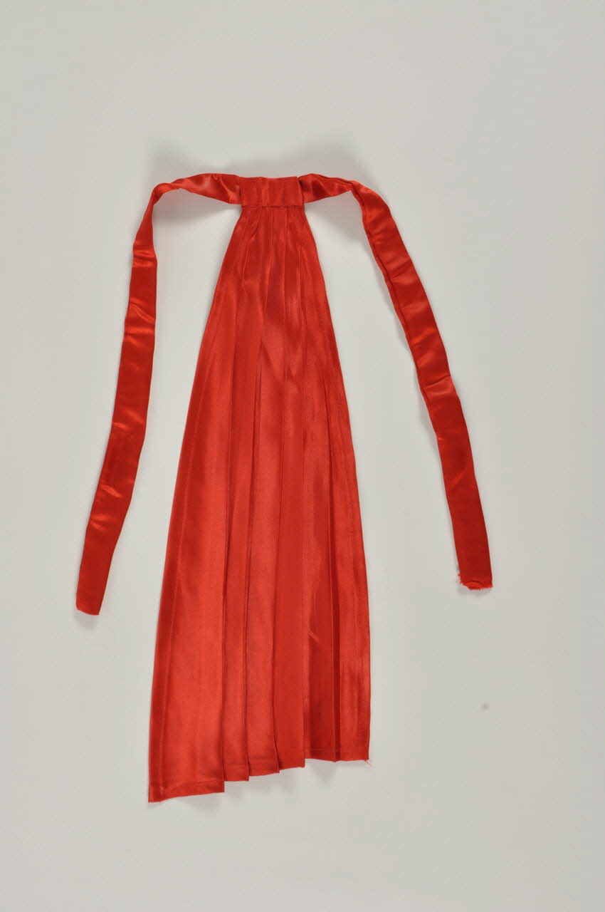 Labriny jabot Costume "Avocat" Guadeloupe, France 1993 1997.65.14.2 Photo Mucem