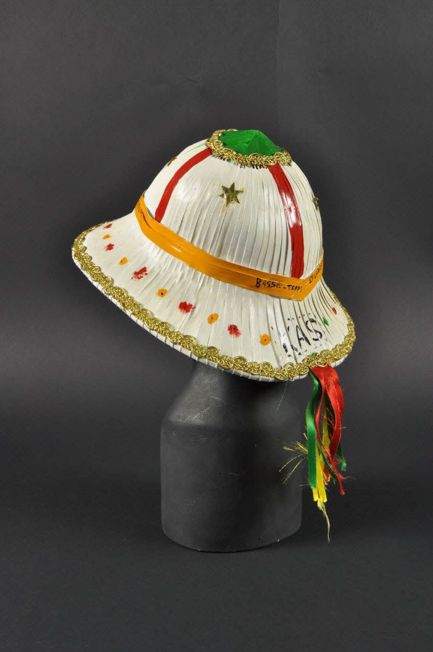 Geoffroy chapeau costume "thème traditionnel Kalson All Stars" Guadeloupe, France 1988 1997.65.7.4 Photo Mucem