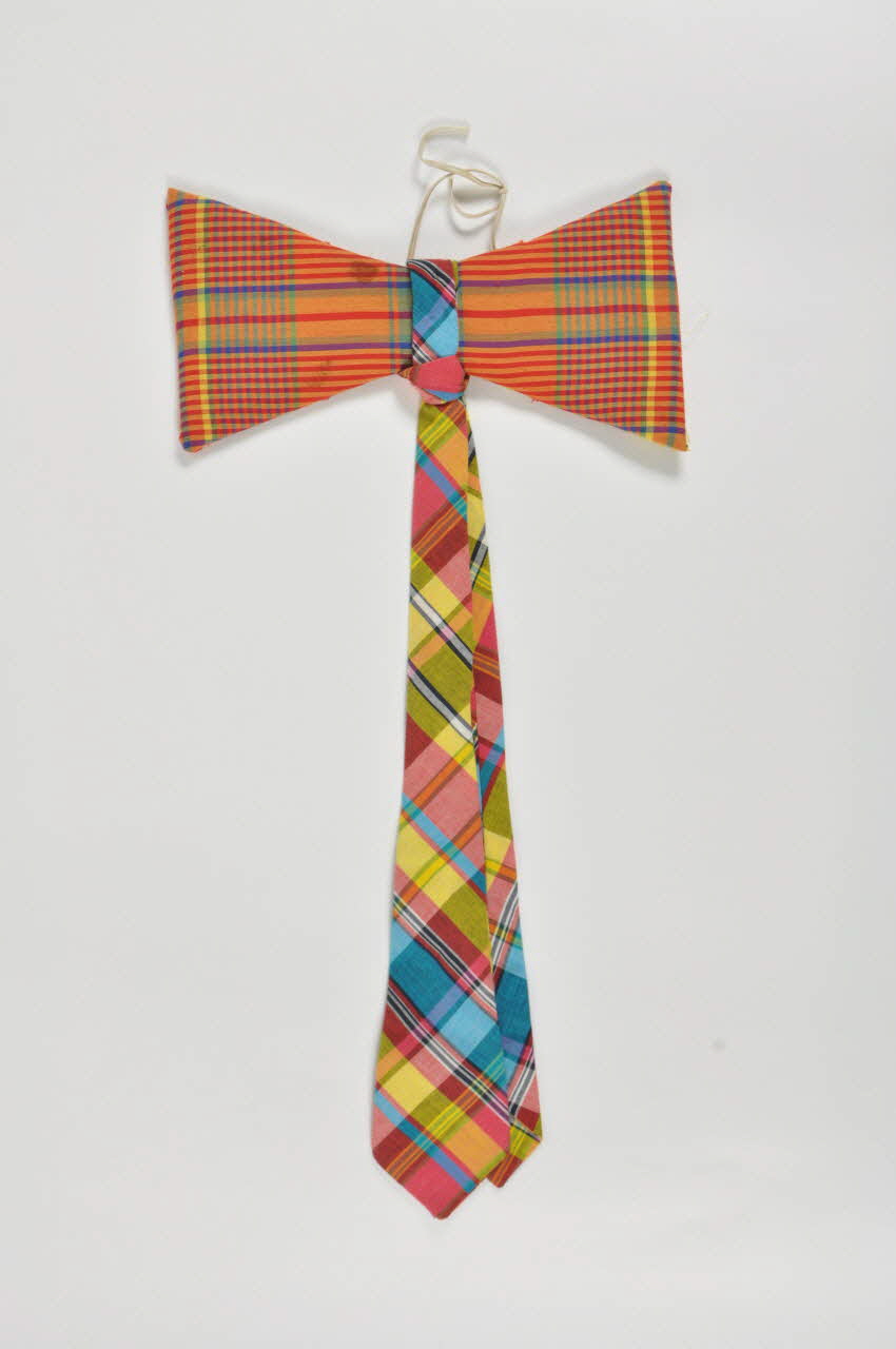Geoffroy noeud papillon costume "thème traditionnel Kalson All Stars" Guadeloupe, France 1988 1997.65.7.5 Photo Mucem