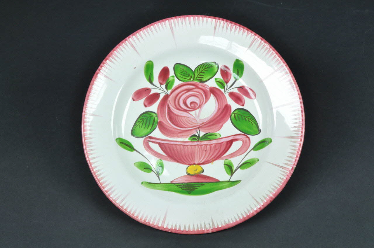 assiette plate 1943.37.86 Photo Mucem
